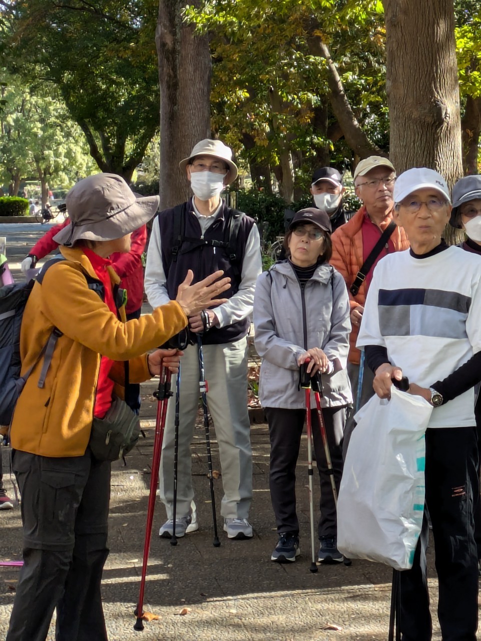LINE_ALBUM_20241128  木曜定例会_250522_8